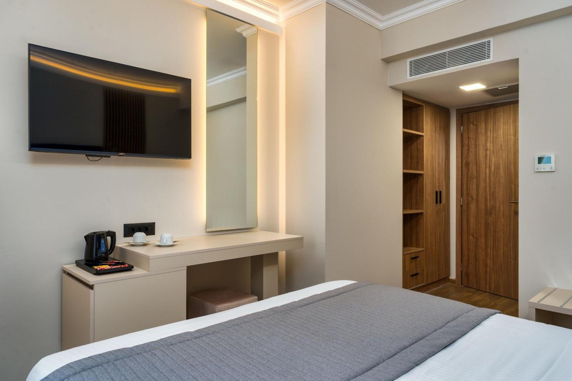 Palatino Hotel Zakynthos Town Ngoại thất bức ảnh